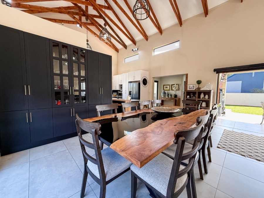 4 Bedroom Property for Sale in Meerhof North West